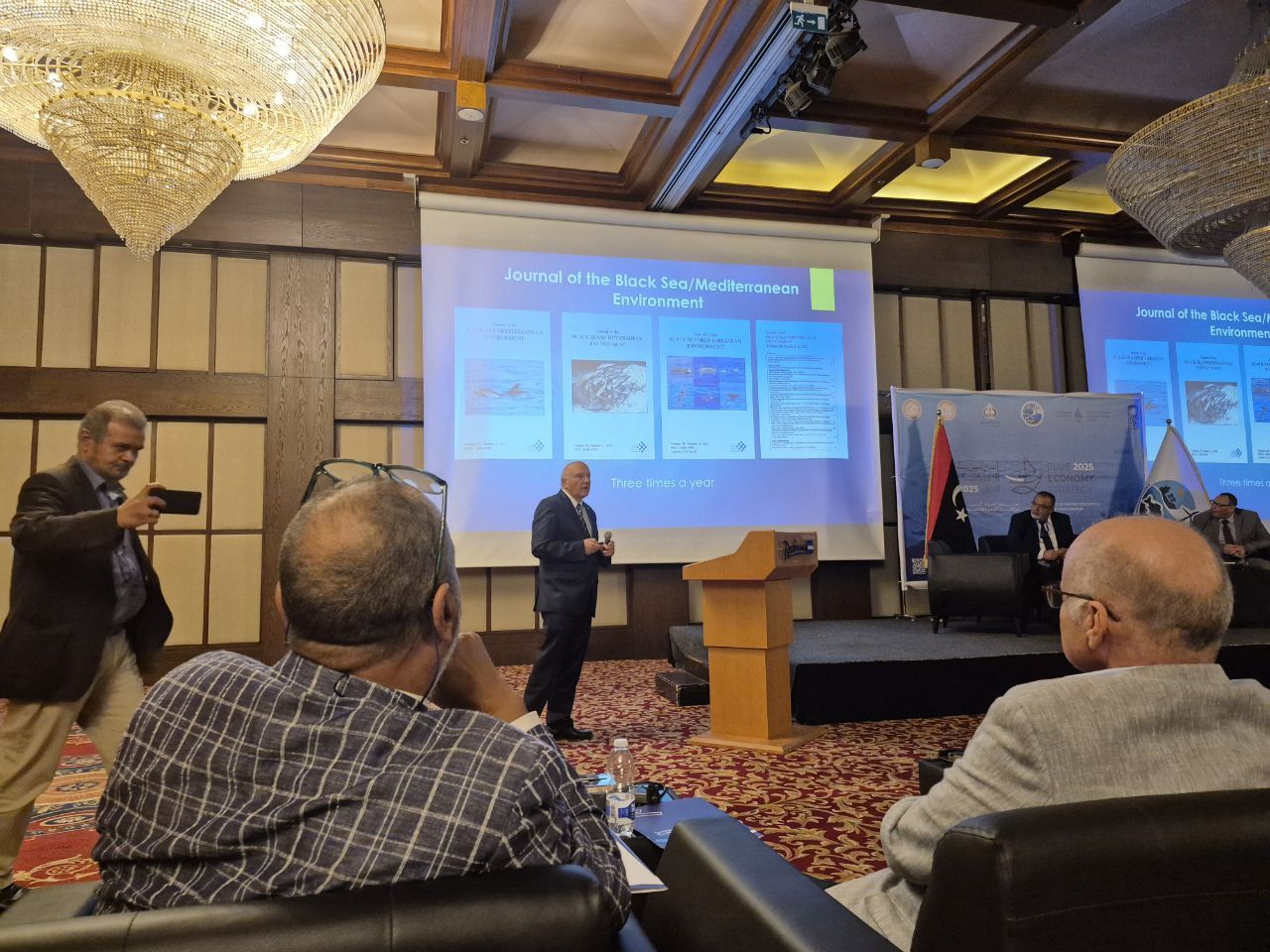 photo 5917743431378126031 y be68dffa