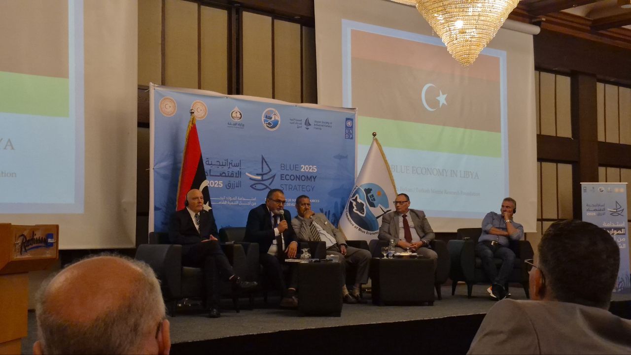 photo 5917743431378126206 y e6bdabd5