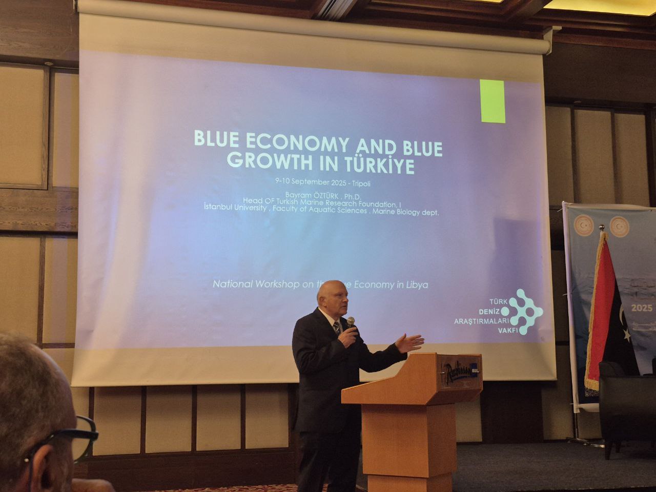 photo 5917743431378126027 y