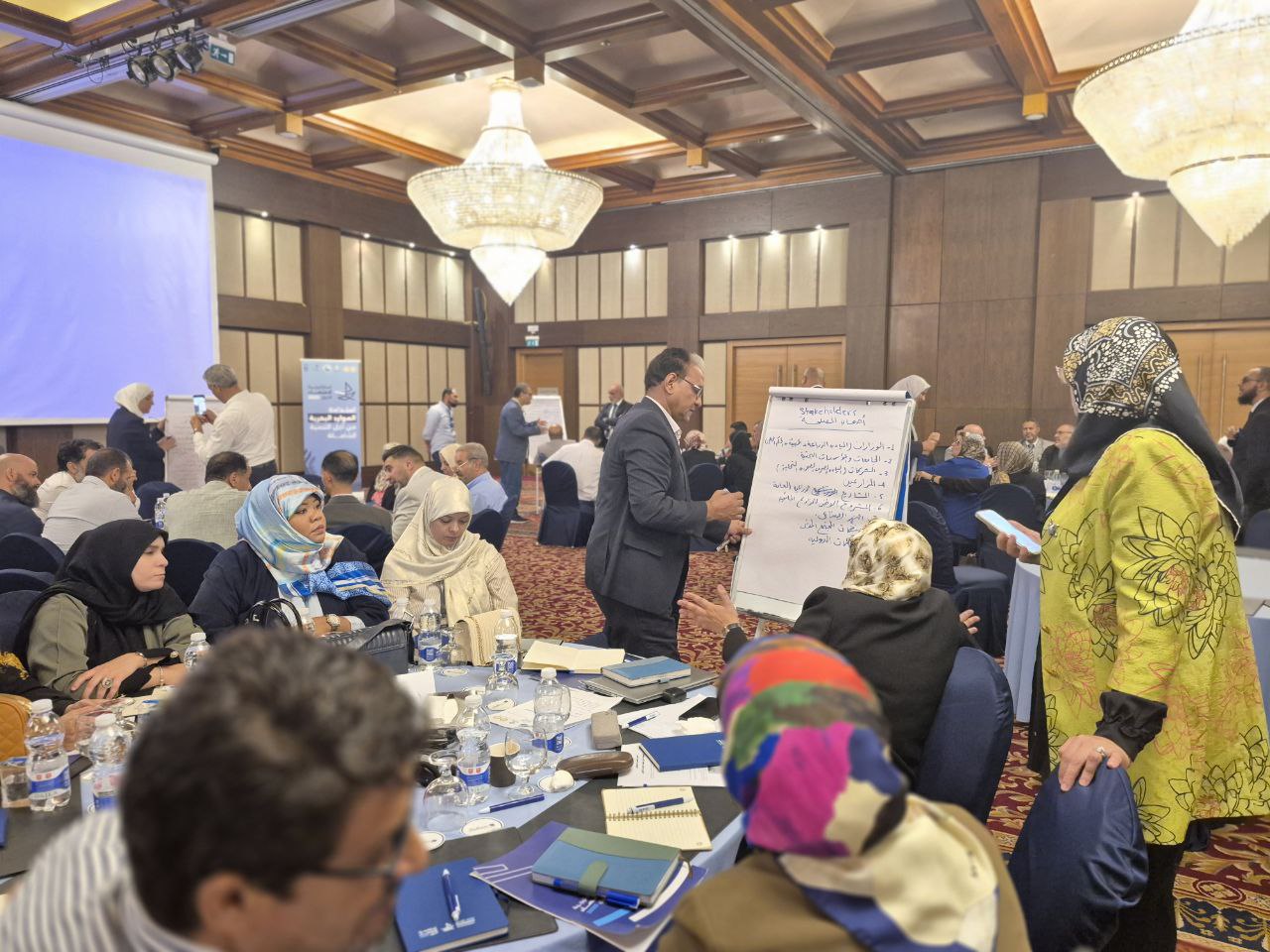 photo 5917743431378126180 y