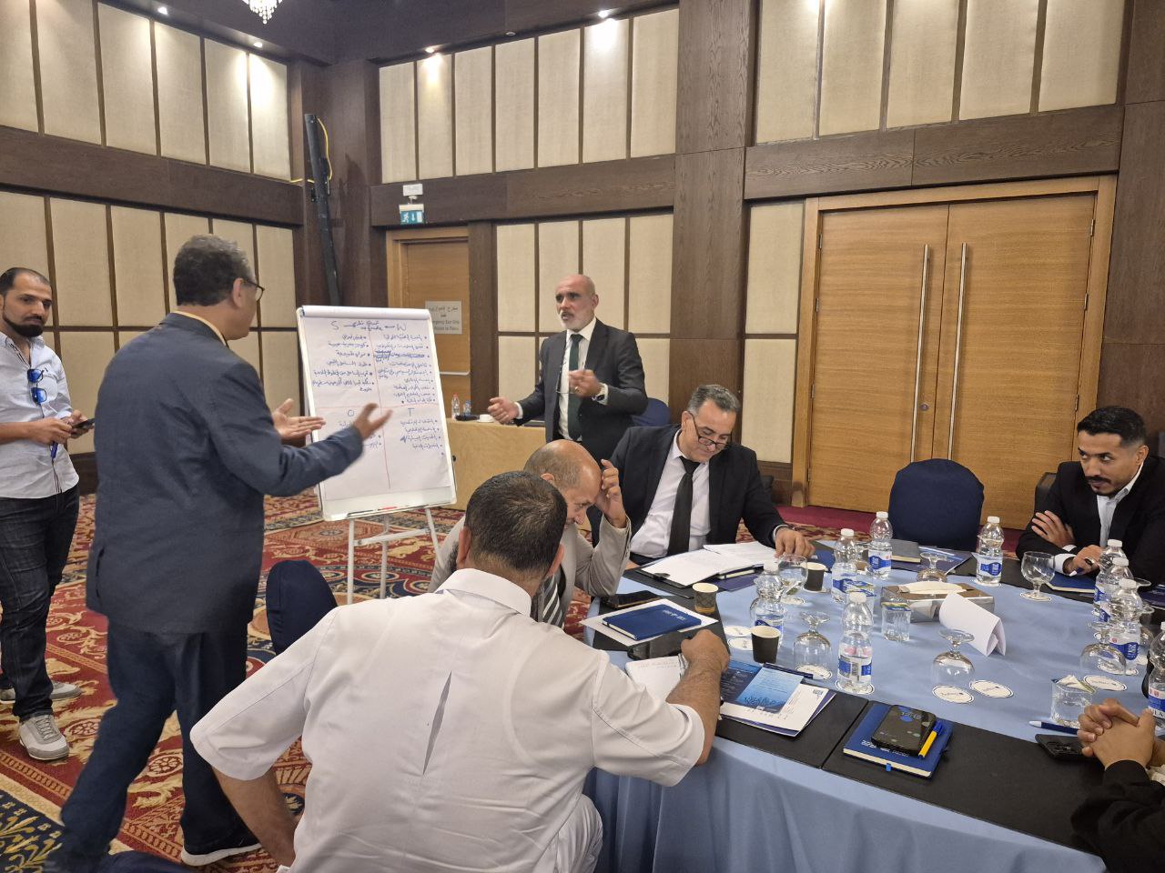 photo 5917743431378126183 y