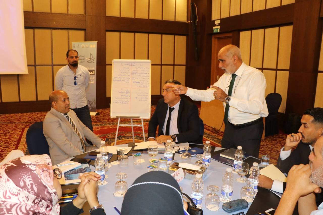 photo 5917743431378126280 y